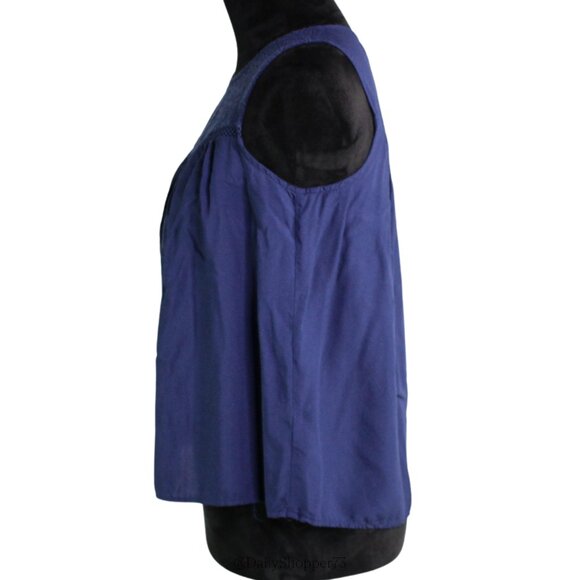 Old Navy Women's Petite Navy Blue Lace Keyhole Flowy Baby Doll Tank Top - Picture 2 of 6